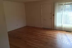 5215 N Willis Blvd, Portland, OR 97203 - Photo 12