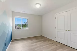 15849 SE Ogden Dr, Portland, OR 97236 - Photo 22
