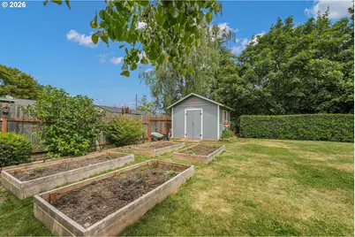225 NW 19th St, McMinnville, OR 97128 - Photo 38