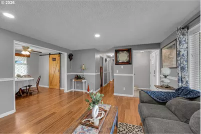 225 NW 19th St, McMinnville, OR 97128 - Photo 10