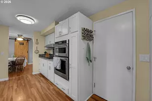 225 NW 19th St, McMinnville, OR 97128 - Photo 22