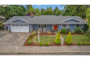 225 NW 19th St, McMinnville, OR 97128 - Photo 2
