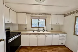 1004 NE 72nd St, Vancouver, WA 98665 - Photo 10