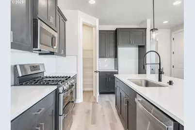 744 NW 178th Way, Ridgefield, WA 98642 - Photo 4