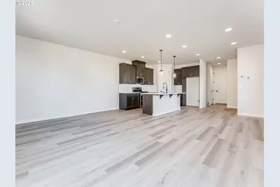 744 NW 178th Way, Ridgefield, WA 98642 - Photo 8