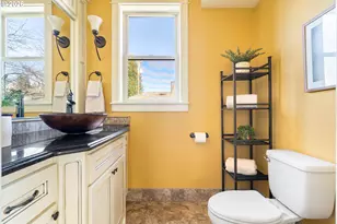 5421 NE 18th Ave, Portland, OR 97211 - Photo 18