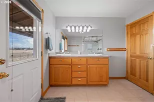 24585 Dodds Rd, Bend, OR 97701 - Photo 22