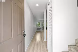 1535 SW Clay St, Portland, OR 97201 - Photo 8