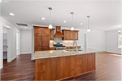 590 SW Cottonwood Dr, Hermiston, OR 97838 - Photo 8