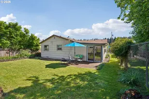 9934 N Central St, Portland, OR 97203 - Photo 18