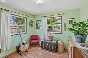 9934 N Central St, Portland, OR 97203 - Photo 14