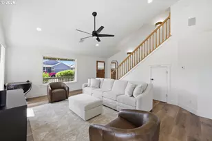 74 Sunday Dr, Creswell, OR 97426 - Photo 2