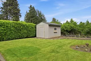 74 Sunday Dr, Creswell, OR 97426 - Photo 30