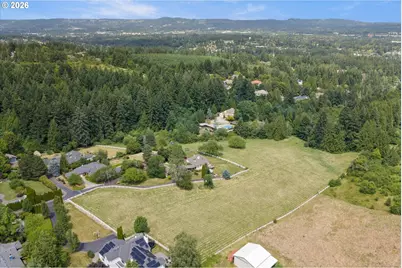 17071 SW Mount Hood Dr, Beaverton, OR 97007 - Photo 34