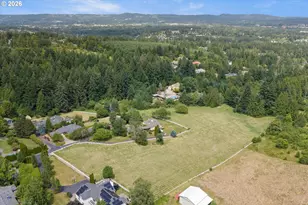 17071 SW Mt Hood Dr, Beaverton, OR 97007 - Photo 34