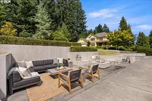 17071 SW Mt Hood Dr, Beaverton, OR 97007 - Photo 30