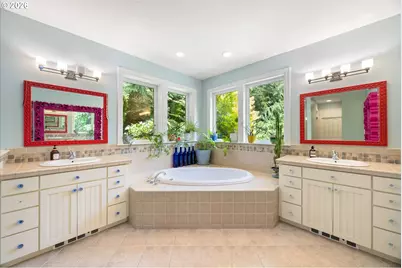 17071 SW Mount Hood Dr, Beaverton, OR 97007 - Photo 22