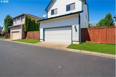 13562 SW Macbeth Dr, Portland, OR 97224 - Photo 38