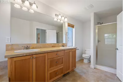 13562 SW Macbeth Dr, Portland, OR 97224 - Photo 22