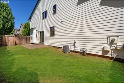 13562 SW Macbeth Dr, Portland, OR 97224 - Photo 36