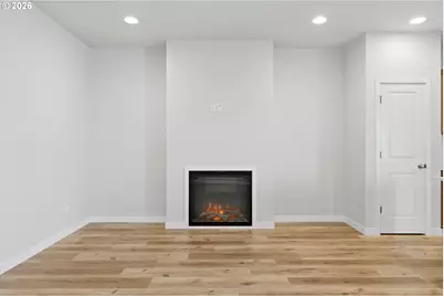 350 E Wilson St, Carlton, OR 97111 - Photo 20
