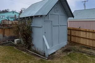 624 Staats Ave, Maupin, OR 97037 - Photo 22