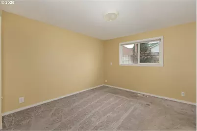 624 Staats Ave, Maupin, OR 97037 - Photo 12