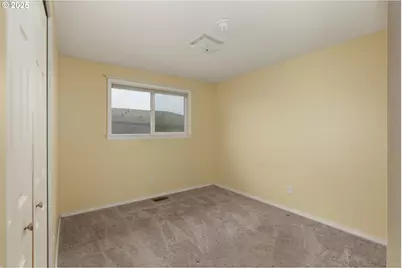 624 Staats Ave, Maupin, OR 97037 - Photo 10