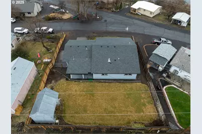 624 Staats Ave, Maupin, OR 97037 - Photo 24