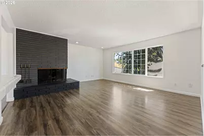 2230 Oak St, North Bend, OR 97459 - Photo 4