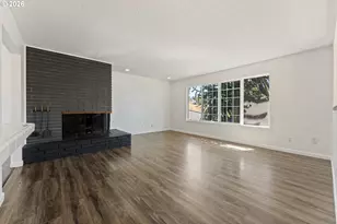 2230 Oak St, North Bend, OR 97459 - Photo 4