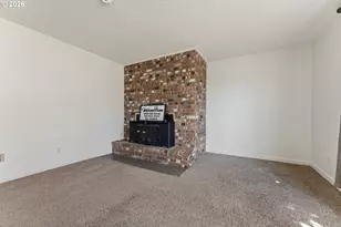 2230 Oak St, North Bend, OR 97459 - Photo 32