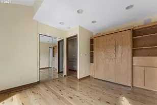 1839 SW Collins Ct, Portland, OR 97219 - Photo 20