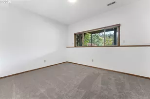 1839 SW Collins Ct, Portland, OR 97219 - Photo 24