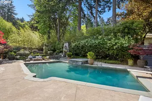 2550 Dellwood Dr, Lake Oswego, OR 97034 - Photo 44