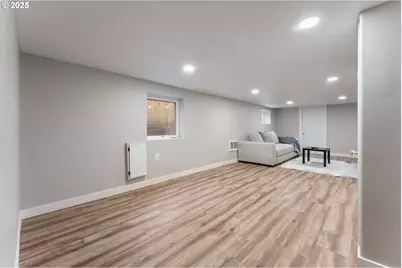 8767 N Peninsular Ave, Portland, OR 97217 - Photo 24