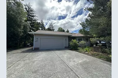 3960 Munsel Creek Dr, Florence, OR 97439 - Photo 1