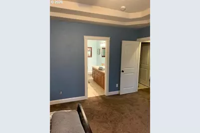 1739 NE Dekum St, Portland, OR 97211 - Photo 4