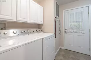 1199 N Terry St, Eugene, OR 97402 - Photo 18