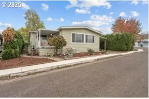 1199 N Terry St, Eugene, OR 97402 - Photo 4