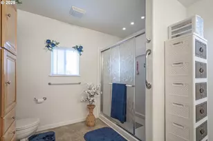 1199 N Terry St, Eugene, OR 97402 - Photo 26