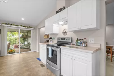 1199 N Terry St #169, Eugene, OR 97402 - Photo 8