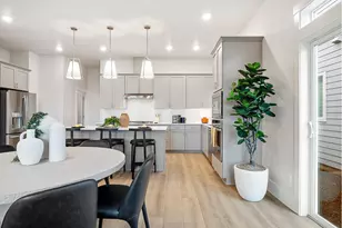 18324 SW Weeks Way, Beaverton, OR 97003 - Photo 8