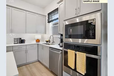 18324 SW Weeks Way, Beaverton, OR 97003 - Photo 16