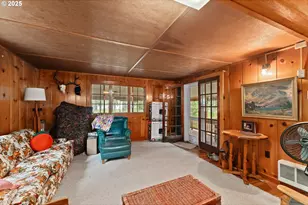 85 Diamond Lake Loop, Chemult, OR 97731 - Photo 6