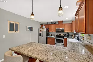 408 Sunset Ct, Amity, OR 97101 - Photo 6