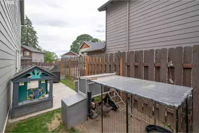 408 Sunset Ct, Amity, OR 97101 - Photo 6