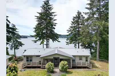 83235 Clear Lake Rd, Florence, OR 97439 - Photo 2