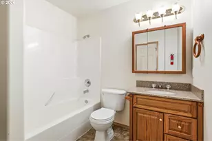 994 E Hurlburt Ave, Hermiston, OR 97838 - Photo 24