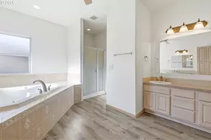 994 E Hurlburt Ave, Hermiston, OR 97838 - Photo 14